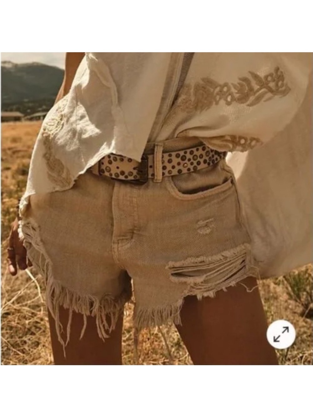 Free People Loving Good Vibrations Cut Off Denim Shorts Light Sand Size 24